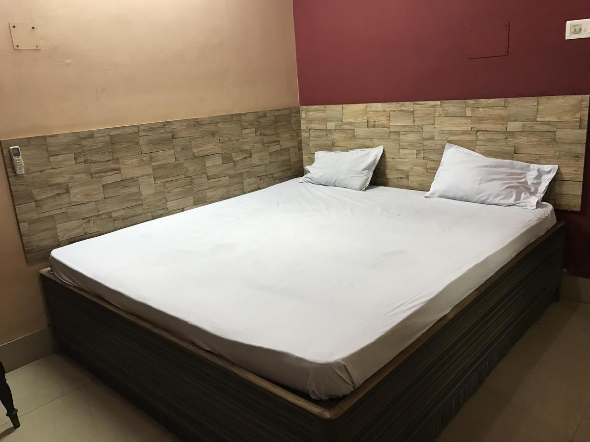 Hotel Kunal Dhanbād Esterno foto